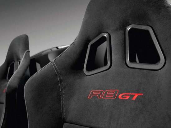 interni alcantara Audi R8 GT Spyder/Detail