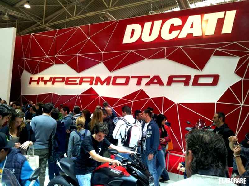 motodays_mancini_fiera di roma2013_girls_azione09