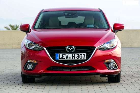 Mazda_3_skyactive2013_113