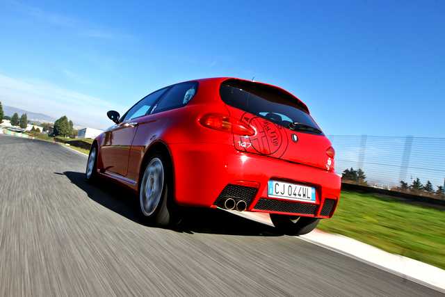 ALFA ROMEO 147 GTA 