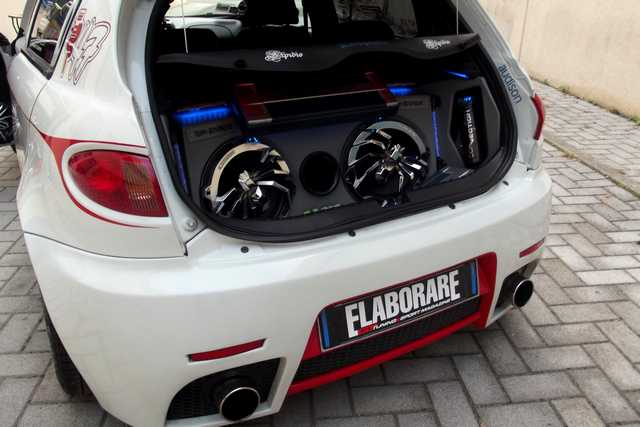 Alfa Romeo 147 elaboraudio-02