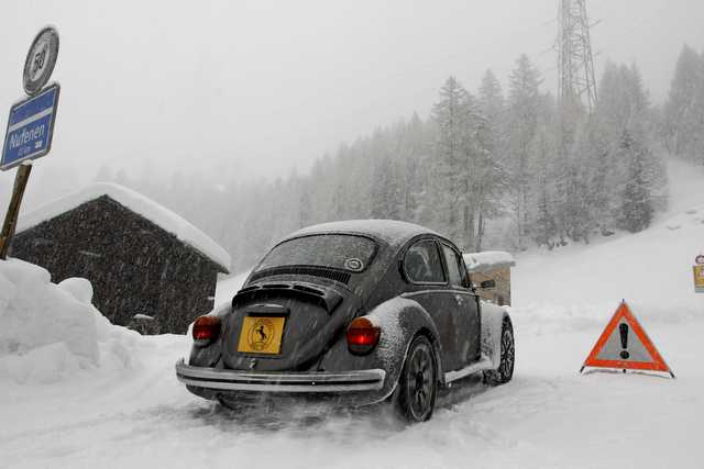 test pneumatici invernali su VW Maggolino