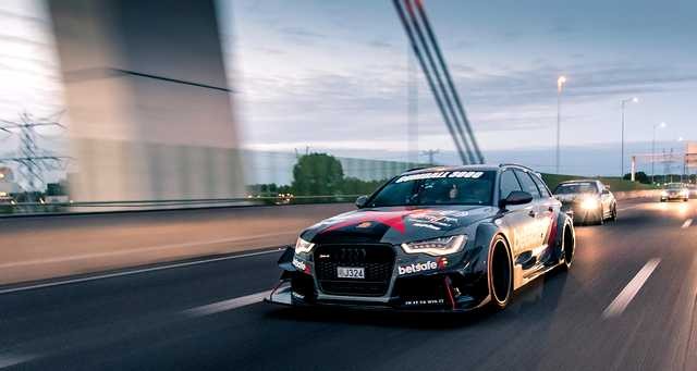 Caresto Audi RS6 DTM 950 CV