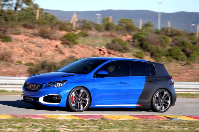 Peugeot 308 R Hybrid 