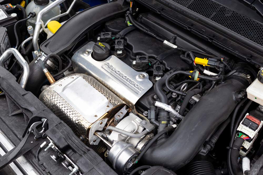 Peugeot 308 GTi elaborata 302 CV con preparazione Arduini Corse motore