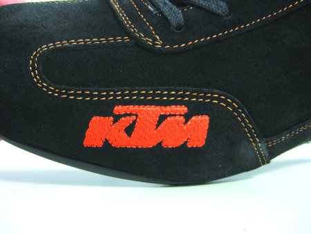 dettaglio scarpe OMP per Ktm X-Bow