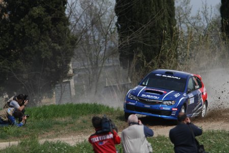   La Subaru Impreza di Navarra-Cerrai durante la gara