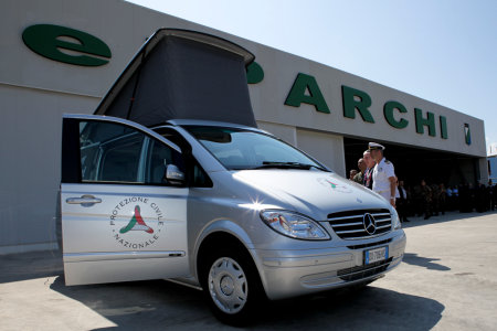  Uno dei Mercedes Viano consegnato alla Protezione Civile d'Abruzzo