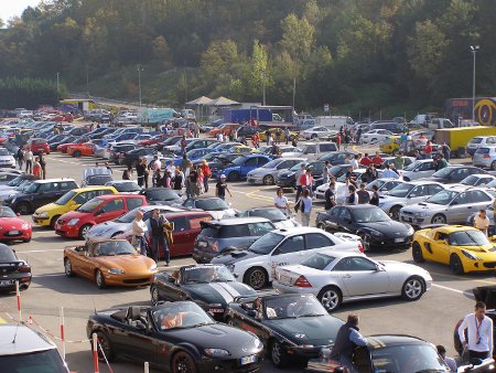  Il Paddock  del circuito di Varano