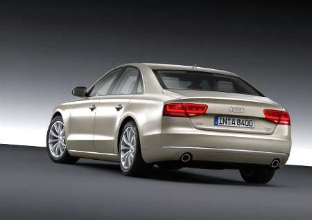  Nuova Audi A8