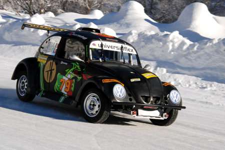   Maggiolino con monogomma stradale Continental a Pragelato