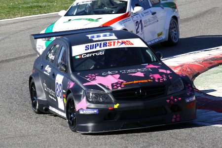 Michela Cerruti sulla Mercedes C63 AMG by Romeo Ferraris