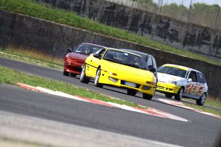 Prove libere per auto sulla pista ISAM