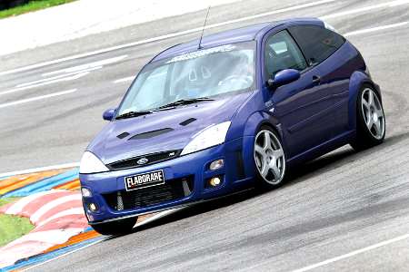 Ford Focus 2.0 RS by GMC Racing
