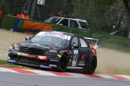 Max Pigoli in gara a Superstars Series