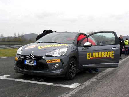 La DS3 HDi "So Chic" del Team Elaborare sulla griglia di partenza