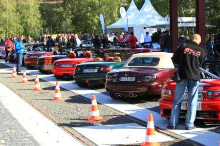 Al via la stagione raduni Mazda MX-5