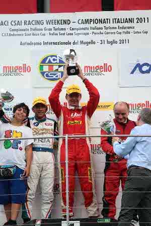 Massimo Arduini vittorio sul podio del Mugello - Foto Claudio Signori