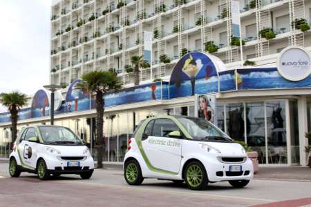 Raduno mondiale smart a Riccione