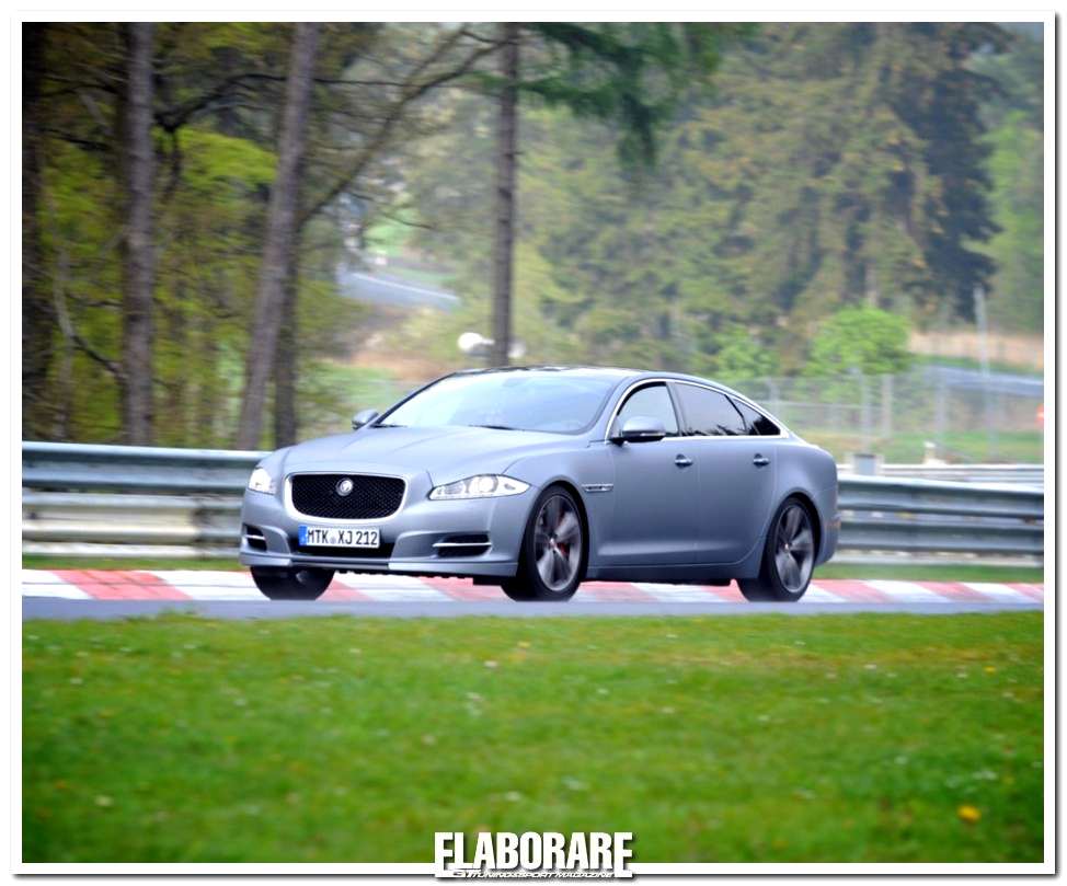 Jaguar taxi al Nuerburgring