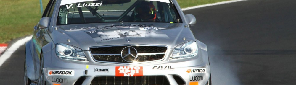 Liuzzi Superstars Mercedes C63 Amg