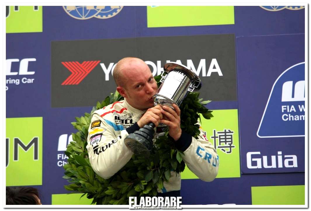 Rob Huff è Campione del Mondo WTCC