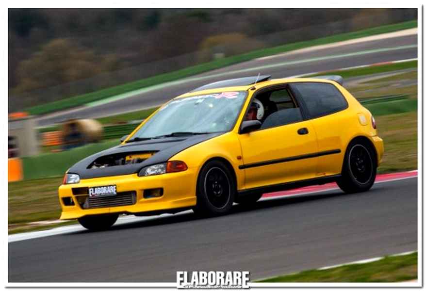 Elaborare Track Day a Vallelunga