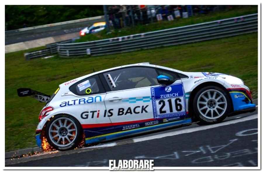 Peugeot 208 GTi alla 24 Ore del Nürburgring 