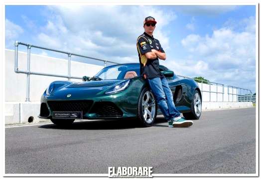 Kimi Raikkonen a bordo della Lotus Exige S Roadster 