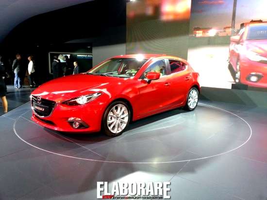 mazda-iaa-mazda3-1