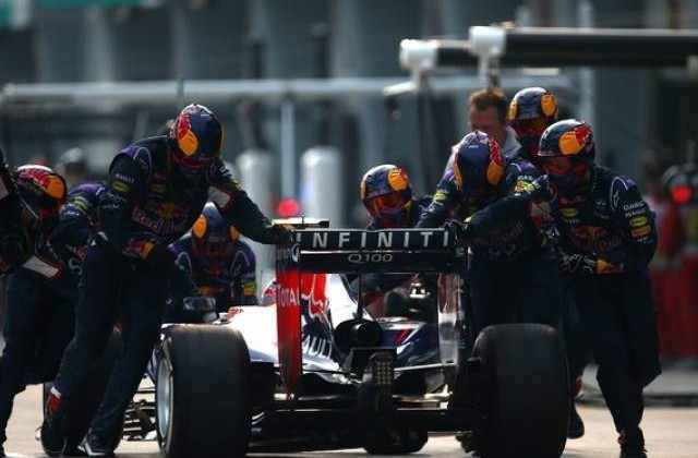 ritiro-ricciardo-malesia-2014