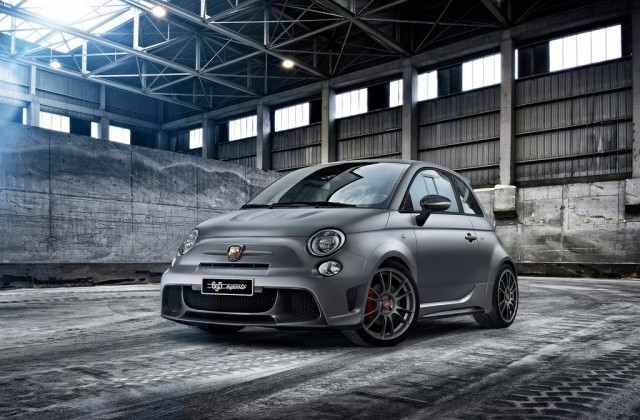 Abarth-695-biposto-1