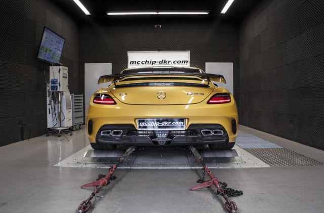 mercedes-sls-amg-black-series-by-mcchip-1