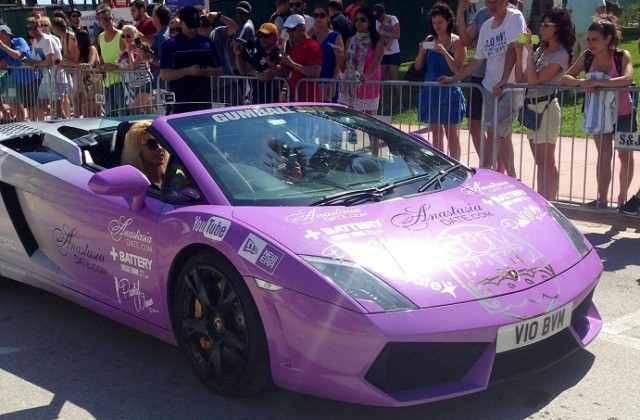 gumball-3000-2014-car-pink