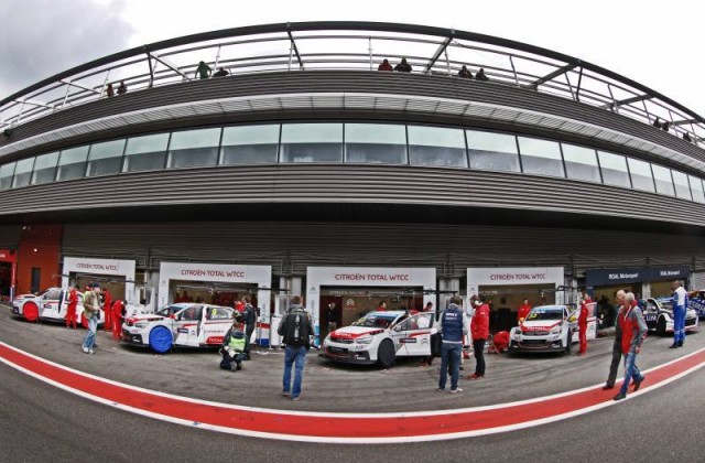 wtcc-2014-spa-francorchamps-box-citroen