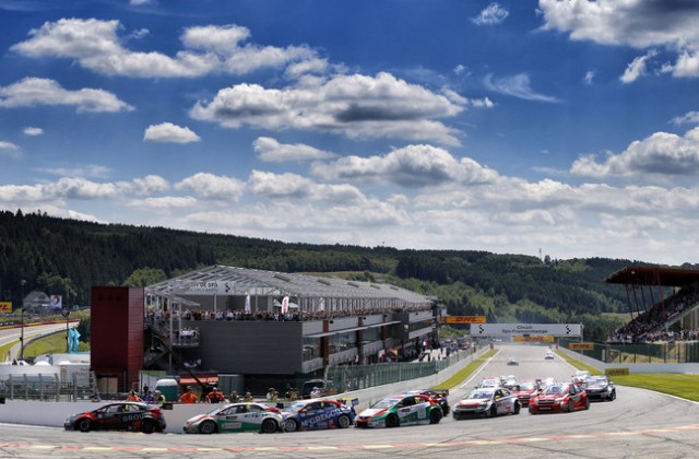 wtcc-2014-spa-francorchamps-prima-curva