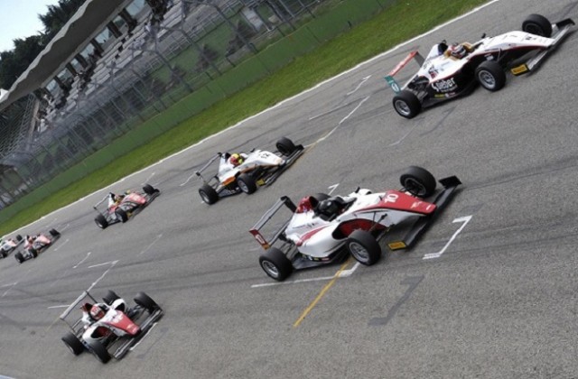 Italian-F.4-Championship-Abarth-start