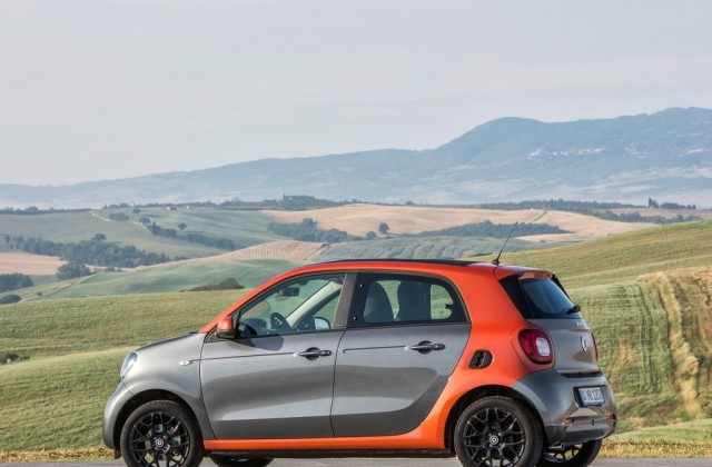 Nuove-Smart-Fortwo-e-Forfour-12