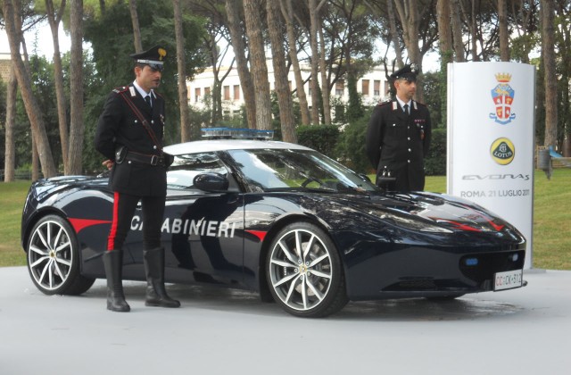 Lotus-Evora-S-Carabinieri-3