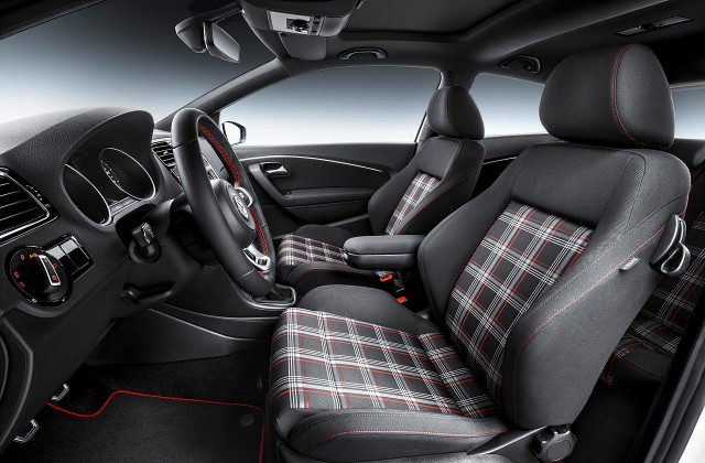 Nuova-Volkswagen-Polo-GTI-2015-4