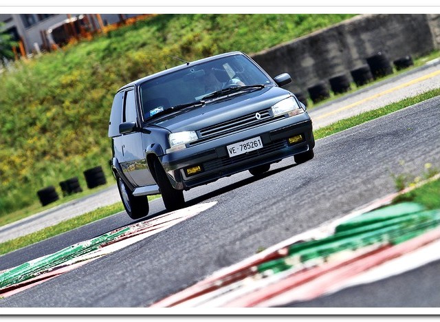 Renault-5-GT-Turbo