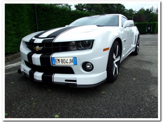 V8-Muscle-Car-Camaro