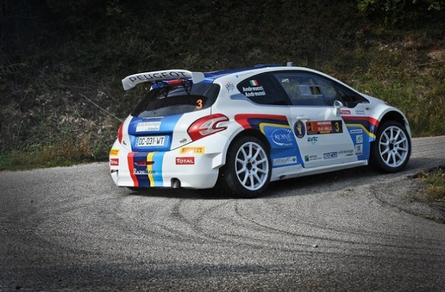 peugeot-208-andreucci-al-via-rally-roma-2014