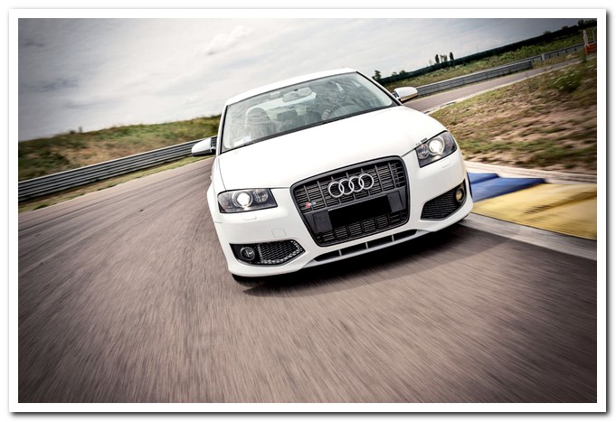 Audi-S3-Fluido-corse