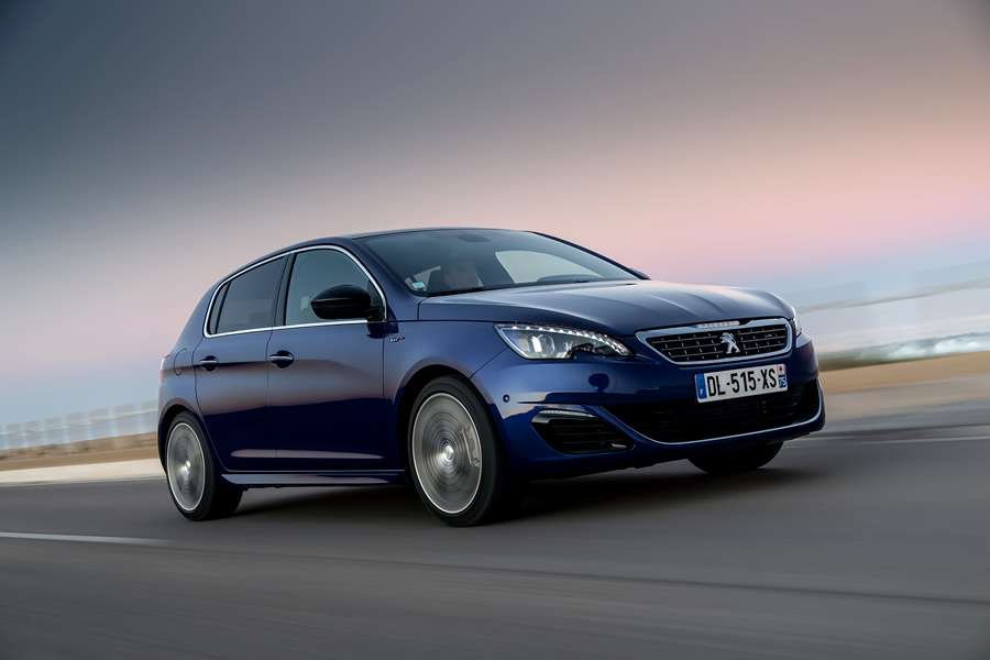 Peugeot-308_GT_23