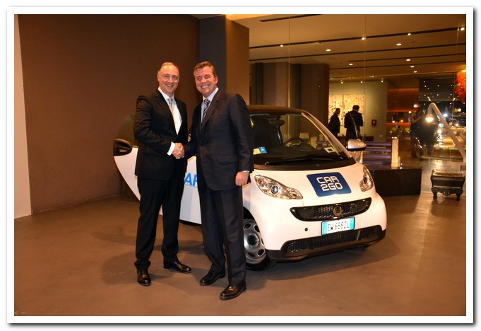 Roland Schell-Presidente-Mercedes-Benz-Italia-con-Alwin-Epple