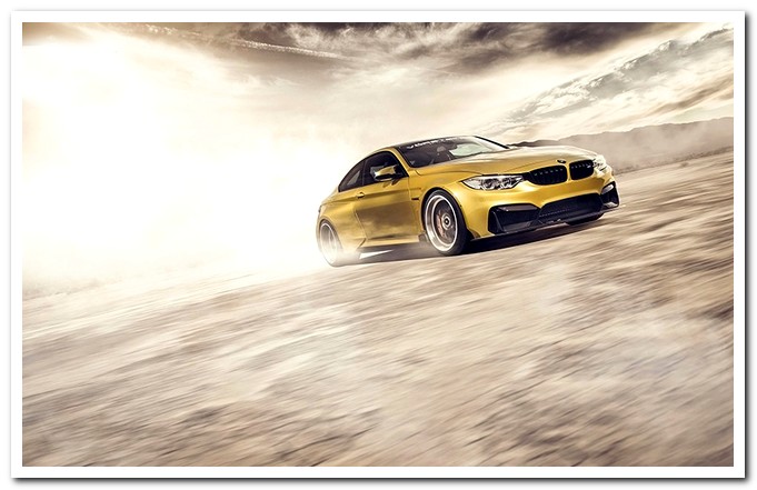 BMW-M4-GTRS4-Vorsteiner-top-tuning