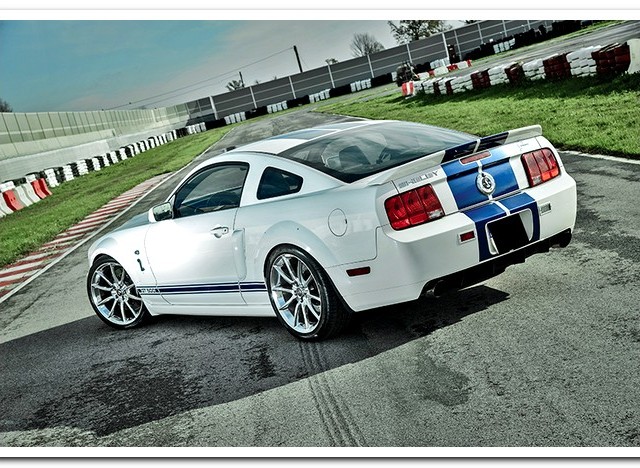 Ford-Mustang-GT500