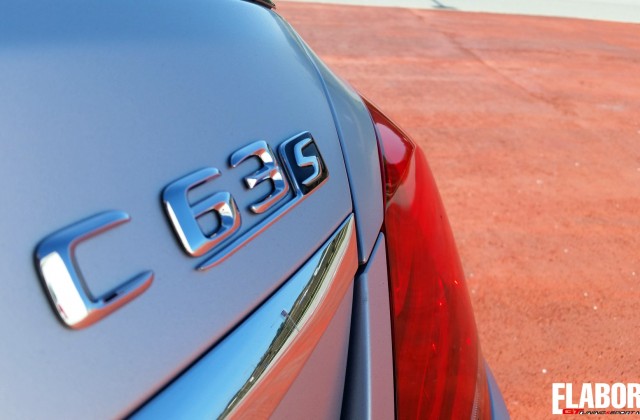 Mercedes C63 S AMG a Portimao logo