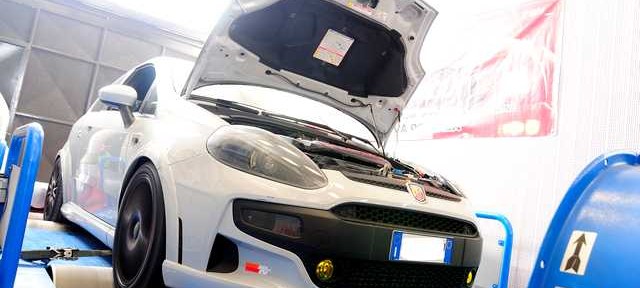 Abarth-Punto-Evo-elaborazione-200-CV